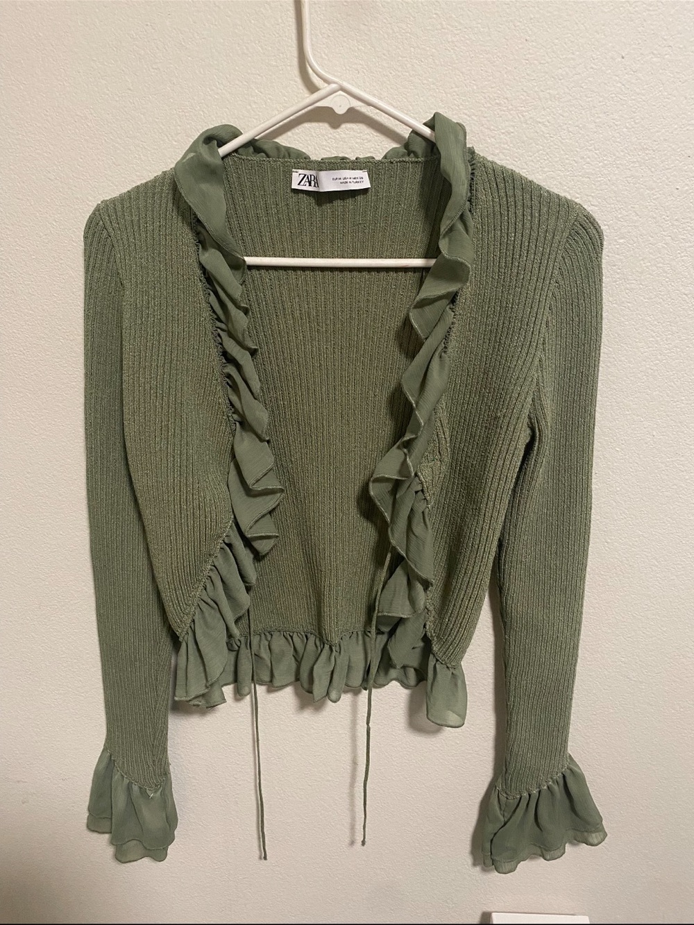 Zara Sage Green‎ Ruffle-Trim Knit Cardigan Size Medium - Picture 2 of 5